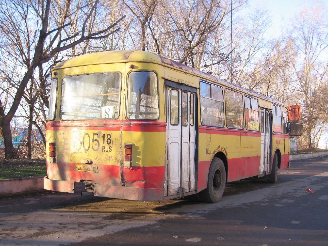 Iżewsk, LiAZ-677М # ЕА 505 18