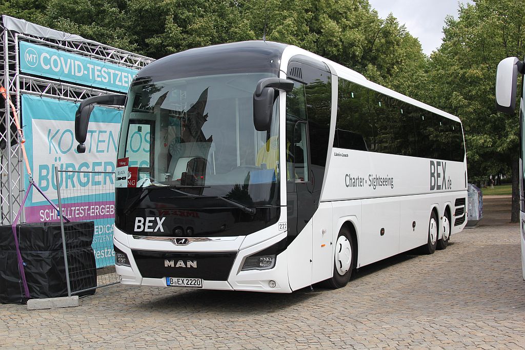 Berlin, MAN R09 Lion's Coach C RHC474 # 222