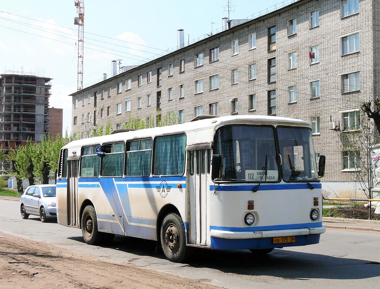 Izhevsk, LAZ-695Н č. ЕА 175 18