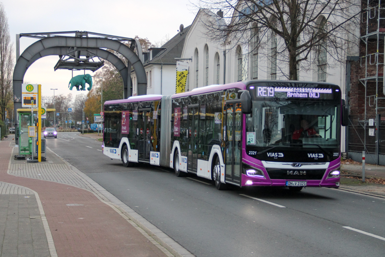Düren, MAN 18C Lion's City NG360 EfficientHybrid # 2321