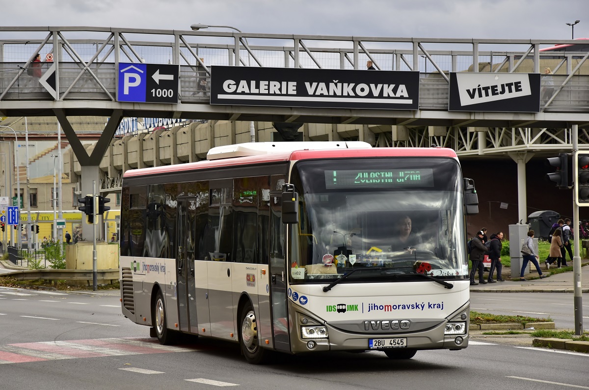 Brno, IVECO Crossway LE Line 12M No. 2BU 4545
