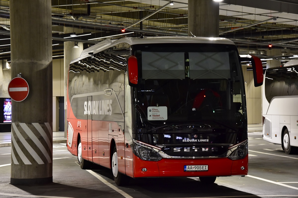 Bratislava, Setra S515HD Facelift # AA-905EI