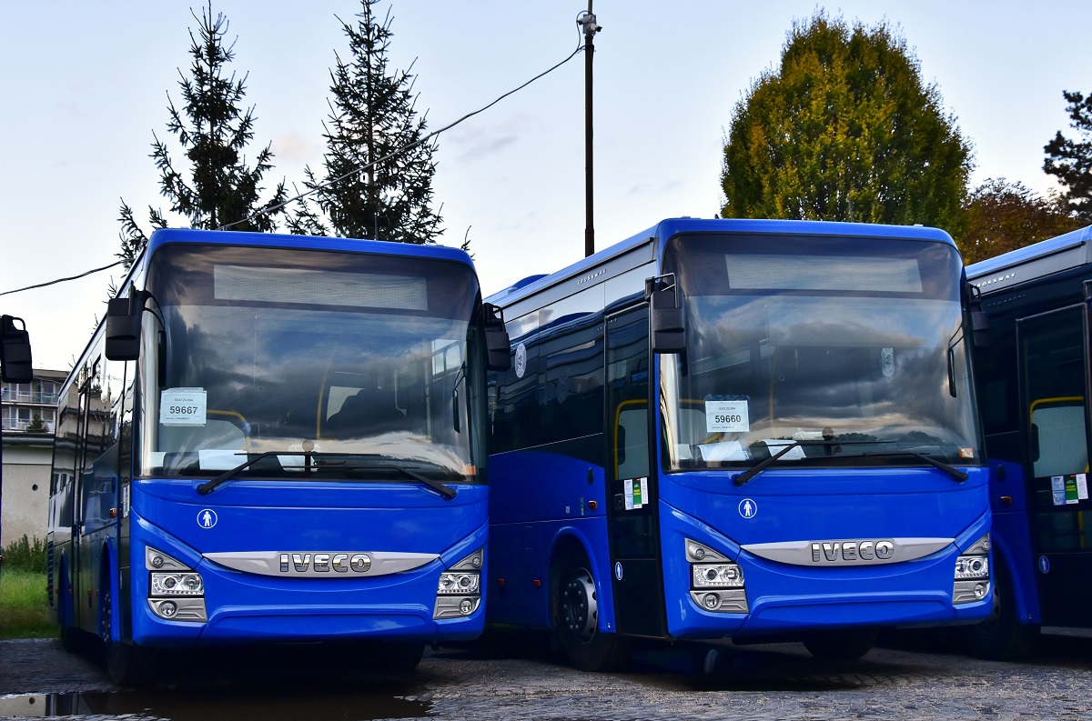 Žilina, IVECO Crossway 10.8M # 59667; Žilina, IVECO Crossway 10.8M # 59660