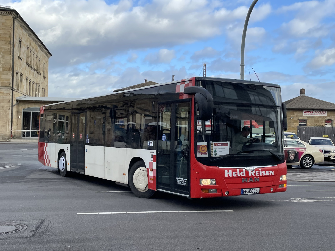 Hameln, MAN A21 Lion's City NL323 # HM-RQ 130; Bamberg — Schienenersatzverkehr Bamberg — Erlangen — Nürnberg Hbf, 09.12.2023 — 17.12.2023