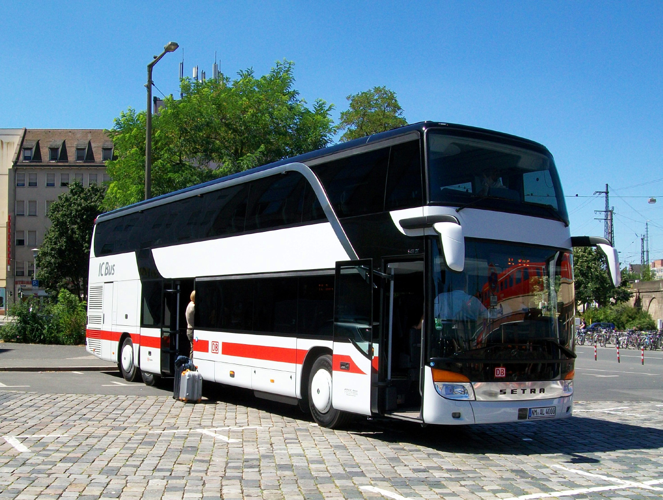 Neumarkt in der Oberpfalz, Setra S431DT # NM-AL 4000