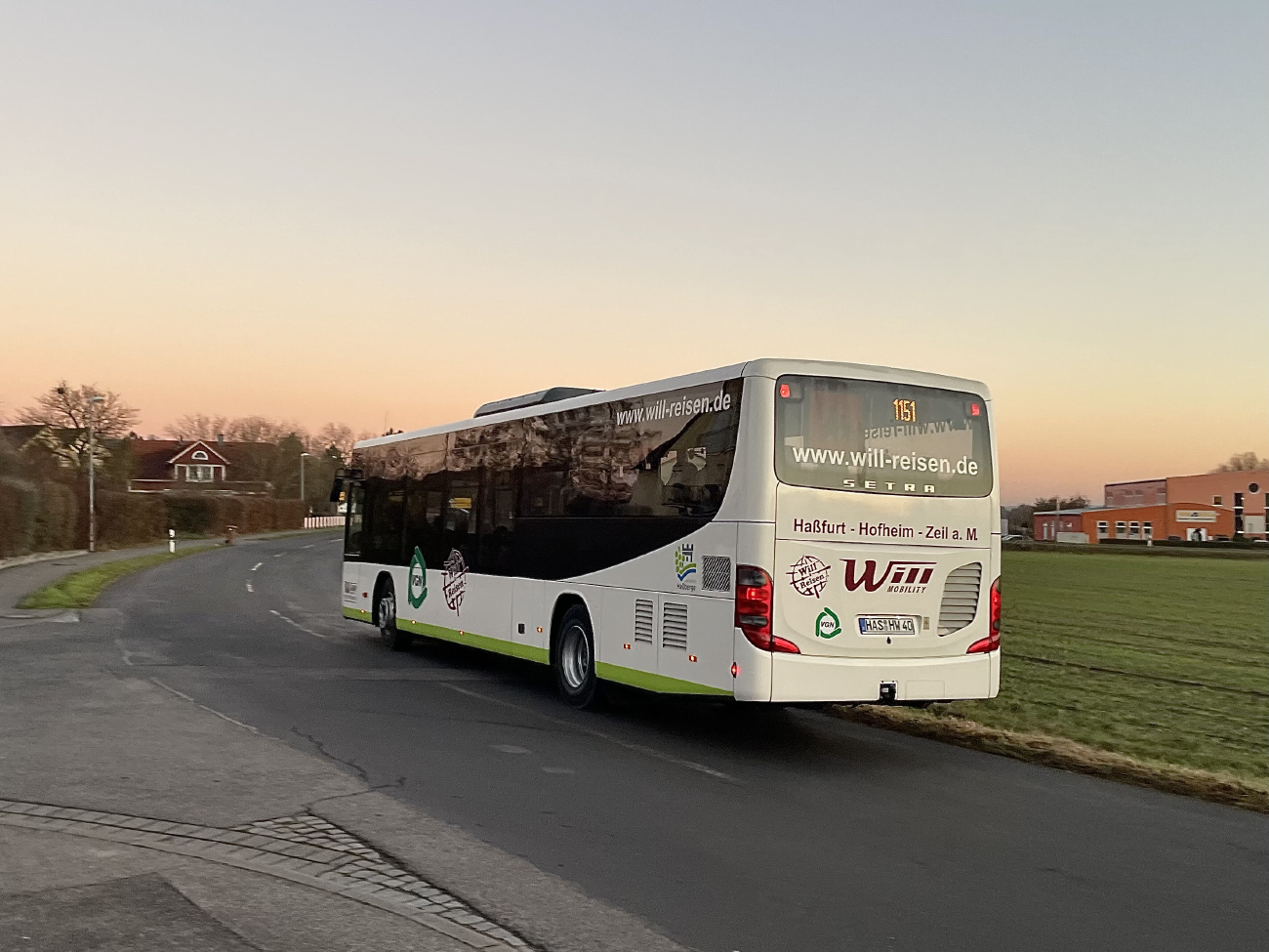Haßfurt, Setra S415LE business # HAS-HW 40
