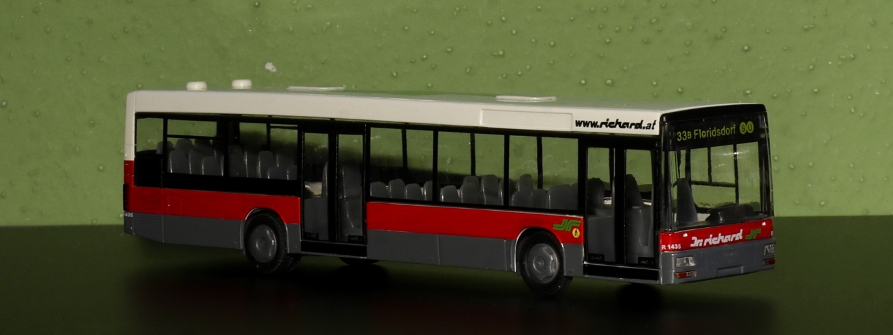 Bécs, MAN A21 NL223 №: R1435; Bus models