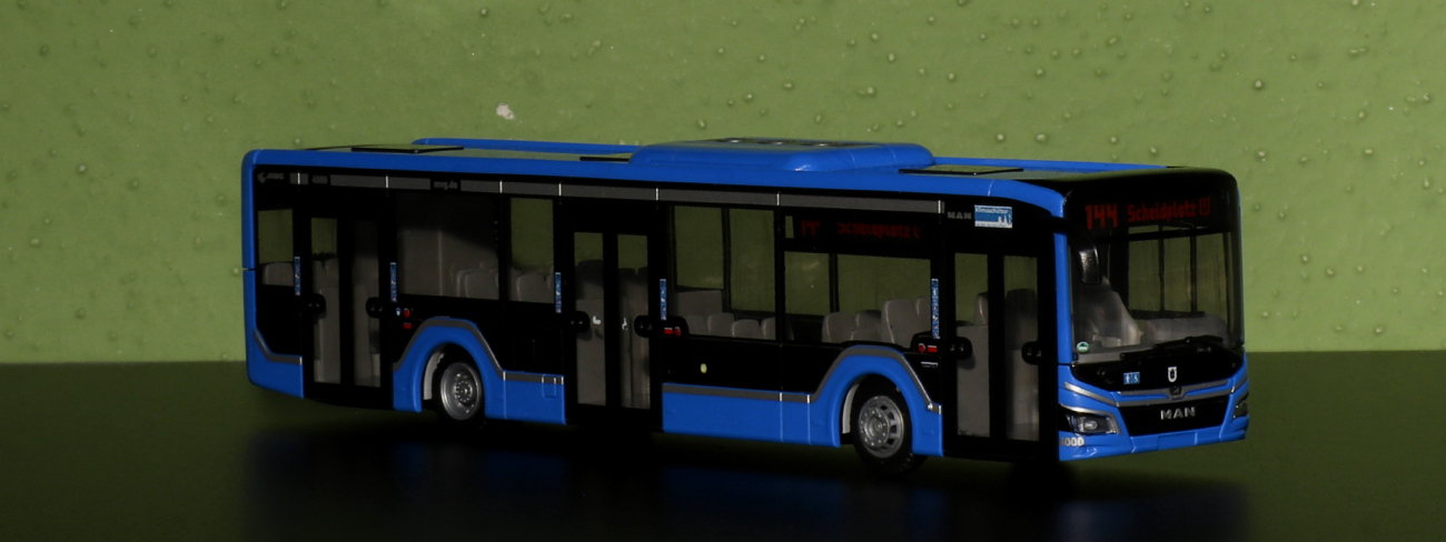 Munich, MAN 12C Lion's City NL280 # 4000; Bus models