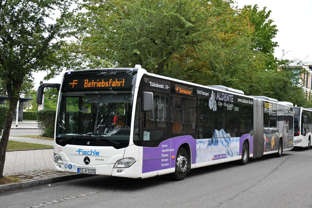 Esslingen am Neckar, Mercedes-Benz Citaro C2 G # 121; Böblingen — SEV (Stuttgart -) Böblingen — Singen (Gäubahn)