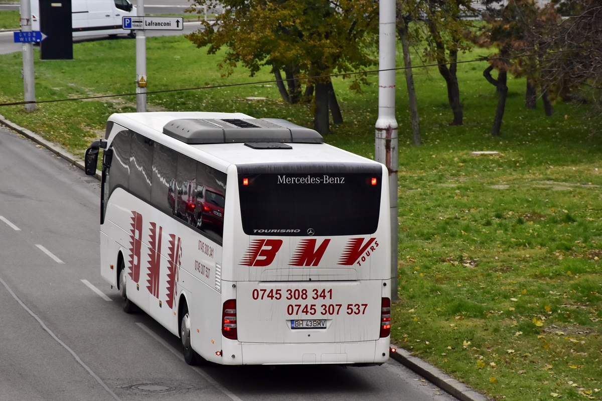 Oradea, Mercedes-Benz Tourismo 15RHD-II # BH 43 BMV