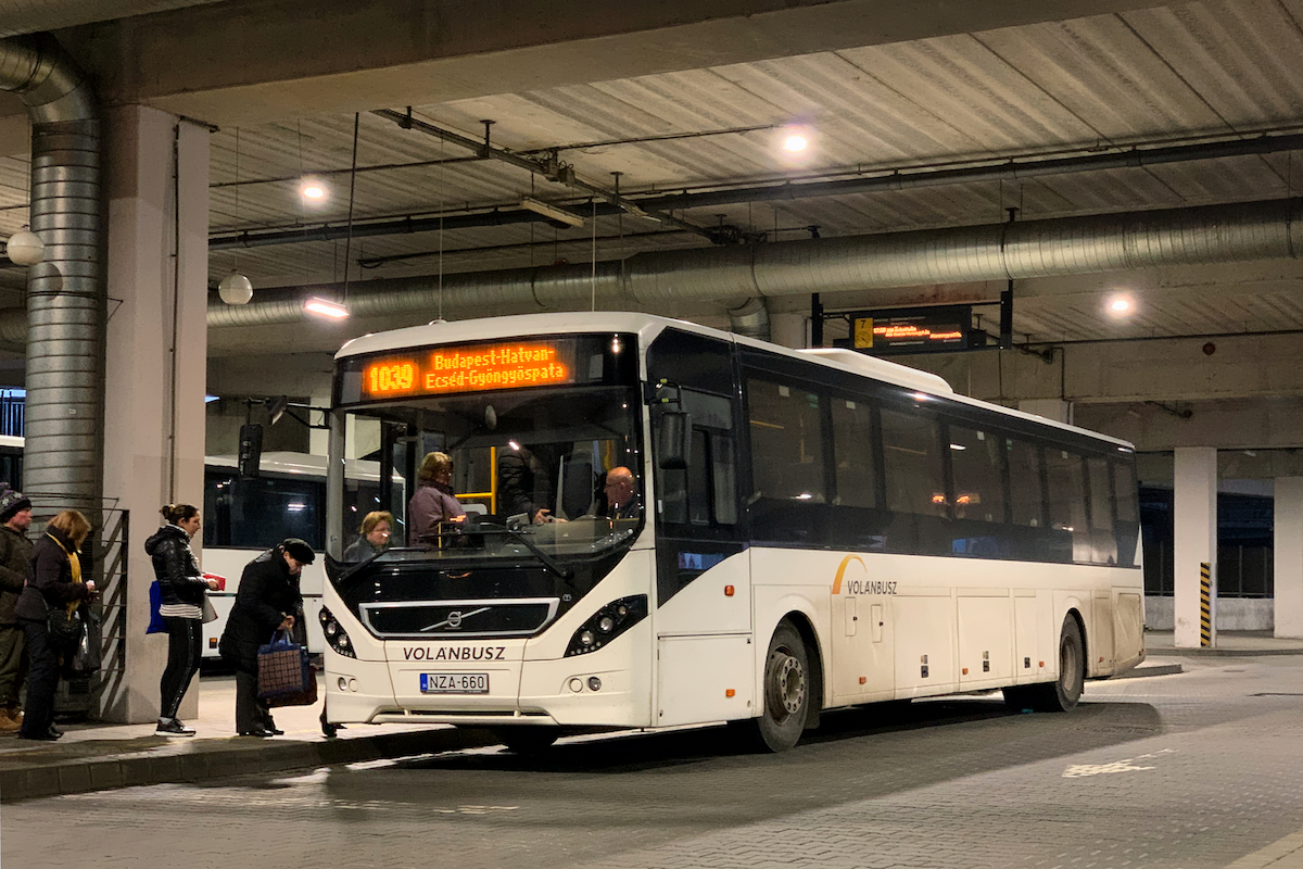 Budapesta, Volvo 8900 nr. NZA-660