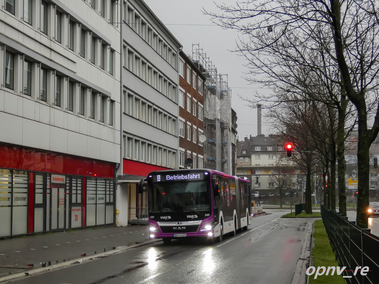 Düren, MAN 18C Lion's City NG360 EfficientHybrid # 2321