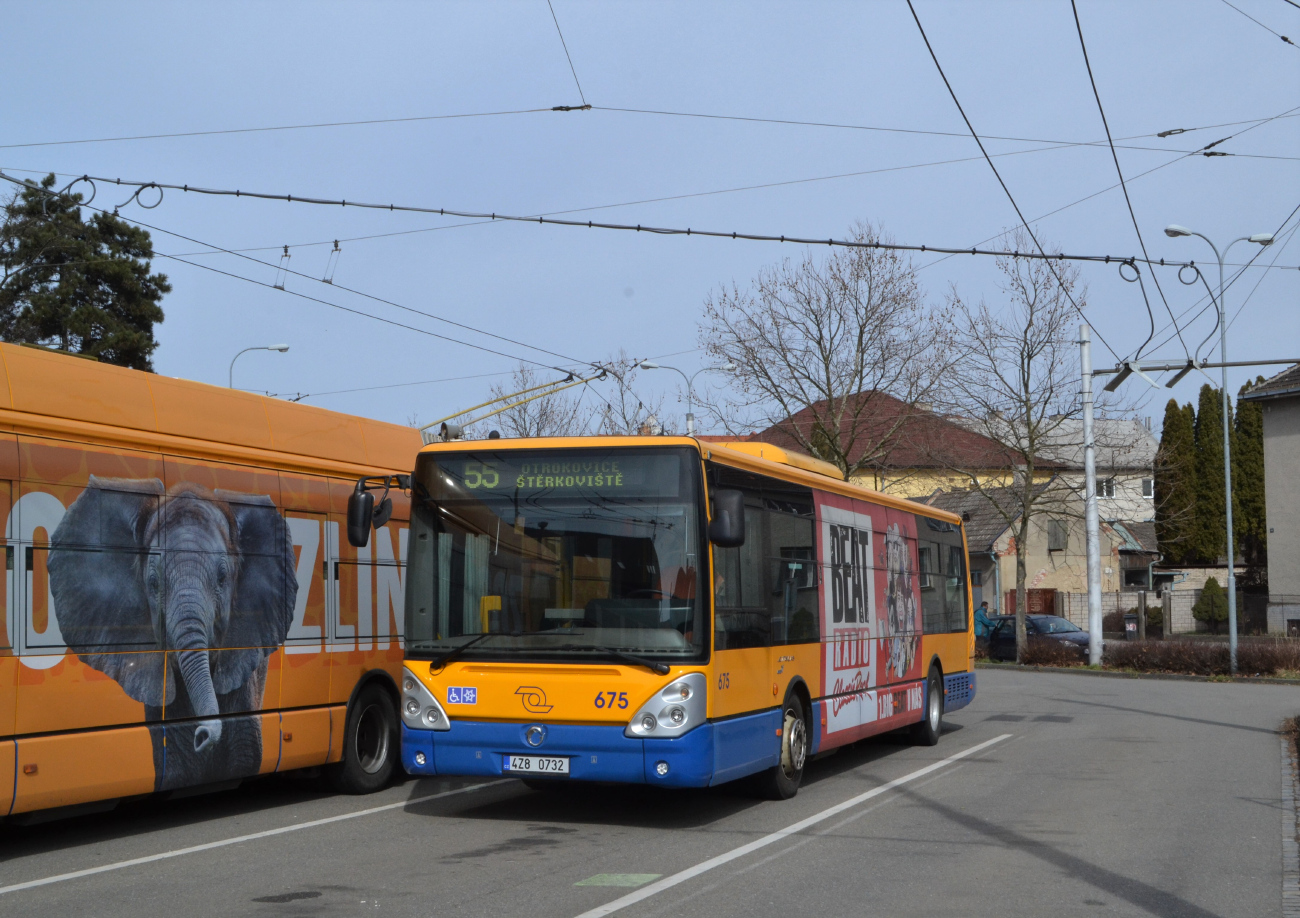 Злин, Irisbus Citelis 12M № 675