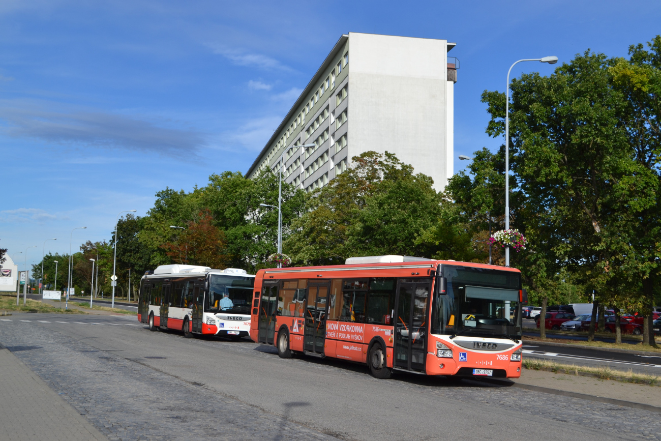 Brno, IVECO Urbanway 12M nr. 7686; Brno, IVECO Urbanway 12M CNG nr. 7078