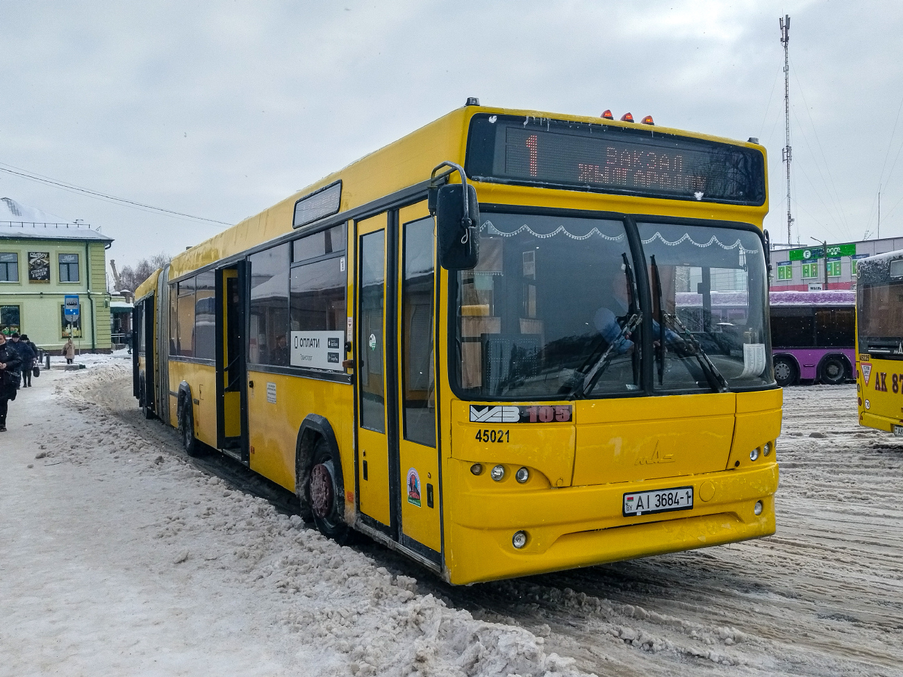 Pinsk, МАЗ-105.465 č. 45021