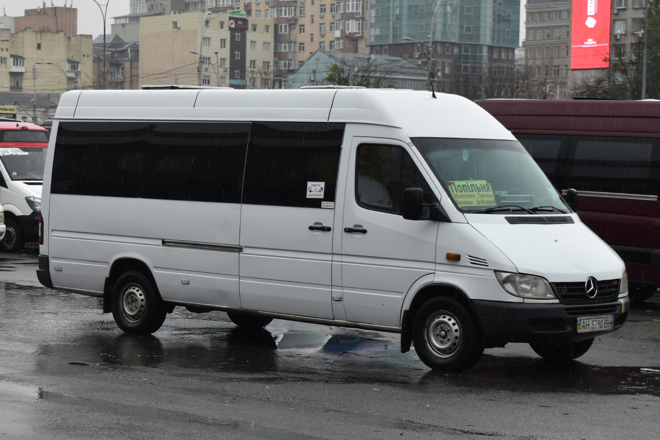 Kyiv, Mercedes-Benz Sprinter 313CDI # АН 3790 ВН