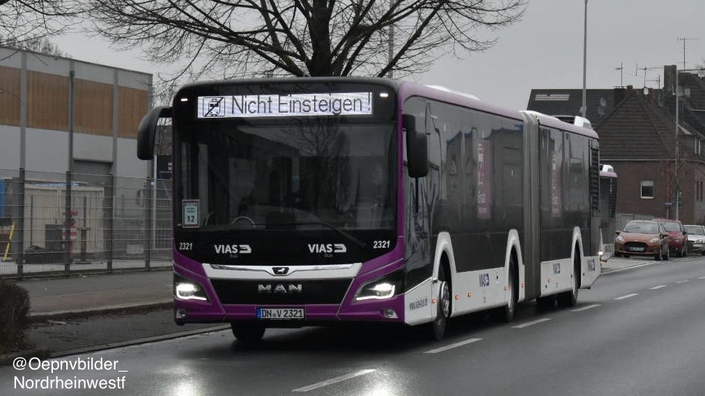 Düren, MAN 18C Lion's City NG360 EfficientHybrid # 2321