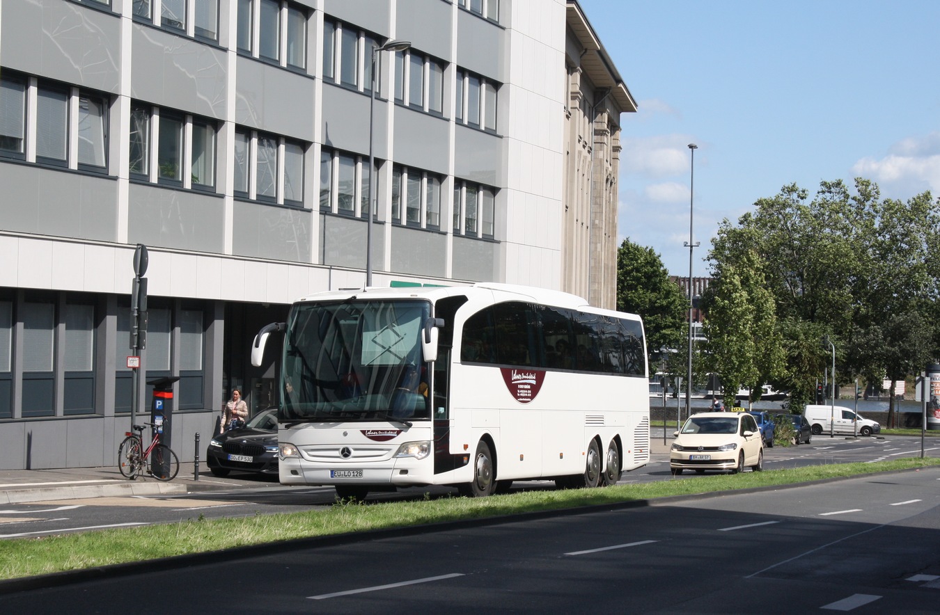 Euskirchen, Mercedes-Benz Travego II 16RHD M # EU-LO 128