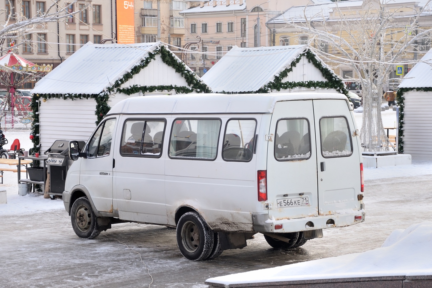 Tula, GAZ-322130 č. Е 566 КЕ 71