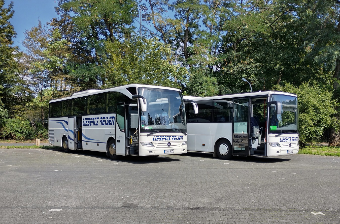 Krefeld, Mercedes-Benz Tourismo 15RHD-III # KR-LR 35