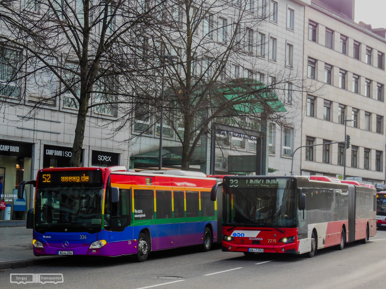 Aachen, Mercedes-Benz Citaro C2 G č. 334; Düren, Scania Citywide LFA II 18M č. 2215