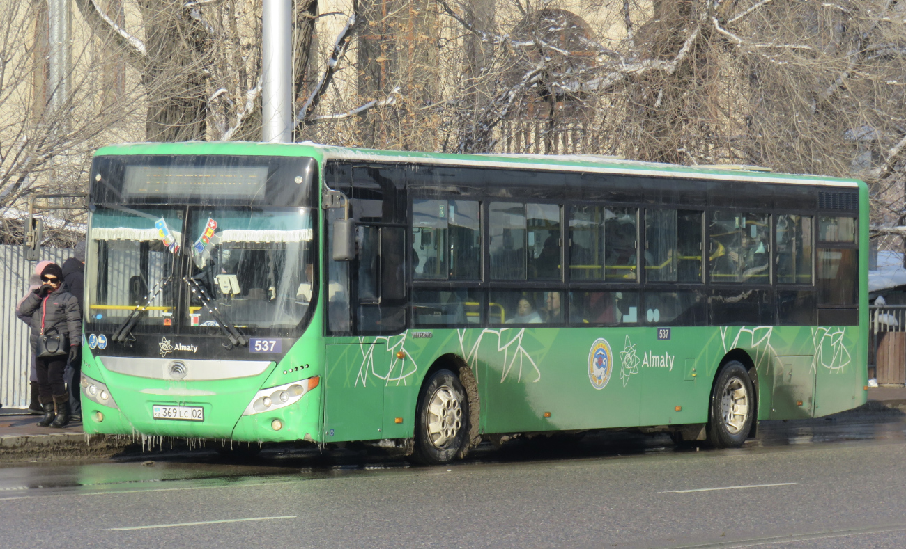 Almaty, Yutong ZK6118HGA № 537