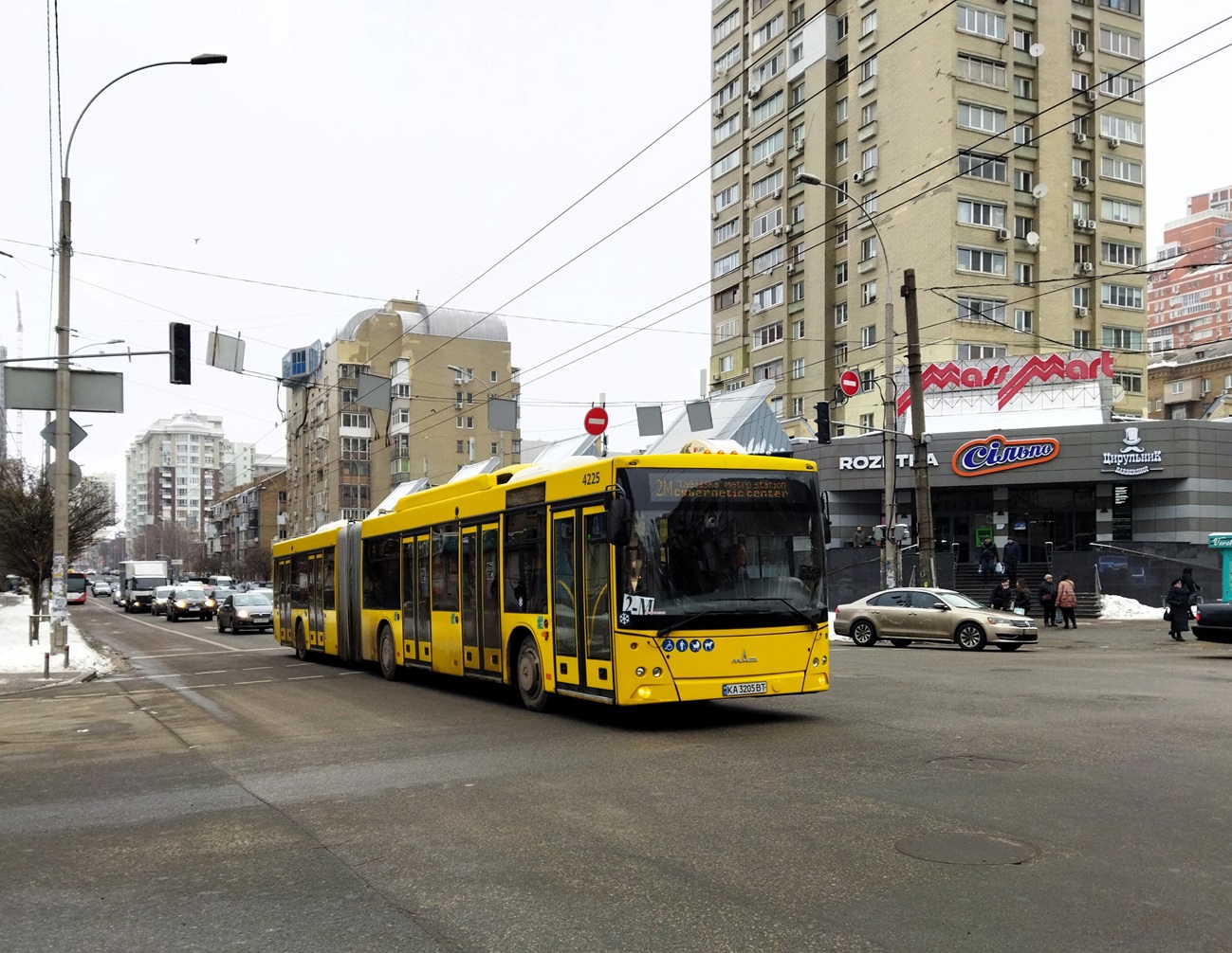 Kyiv, MAZ-215.069 # 4225