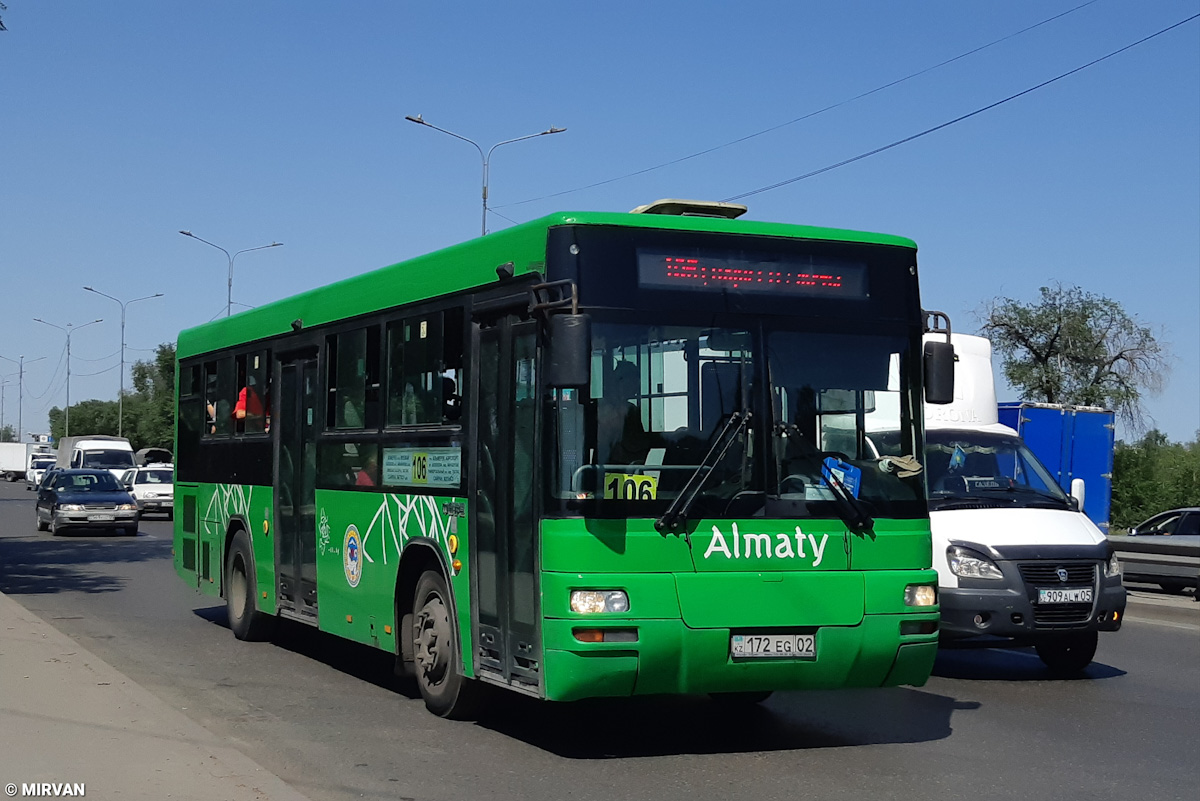 Almaty, Yutong ZK6108HGH # 172 EG 02