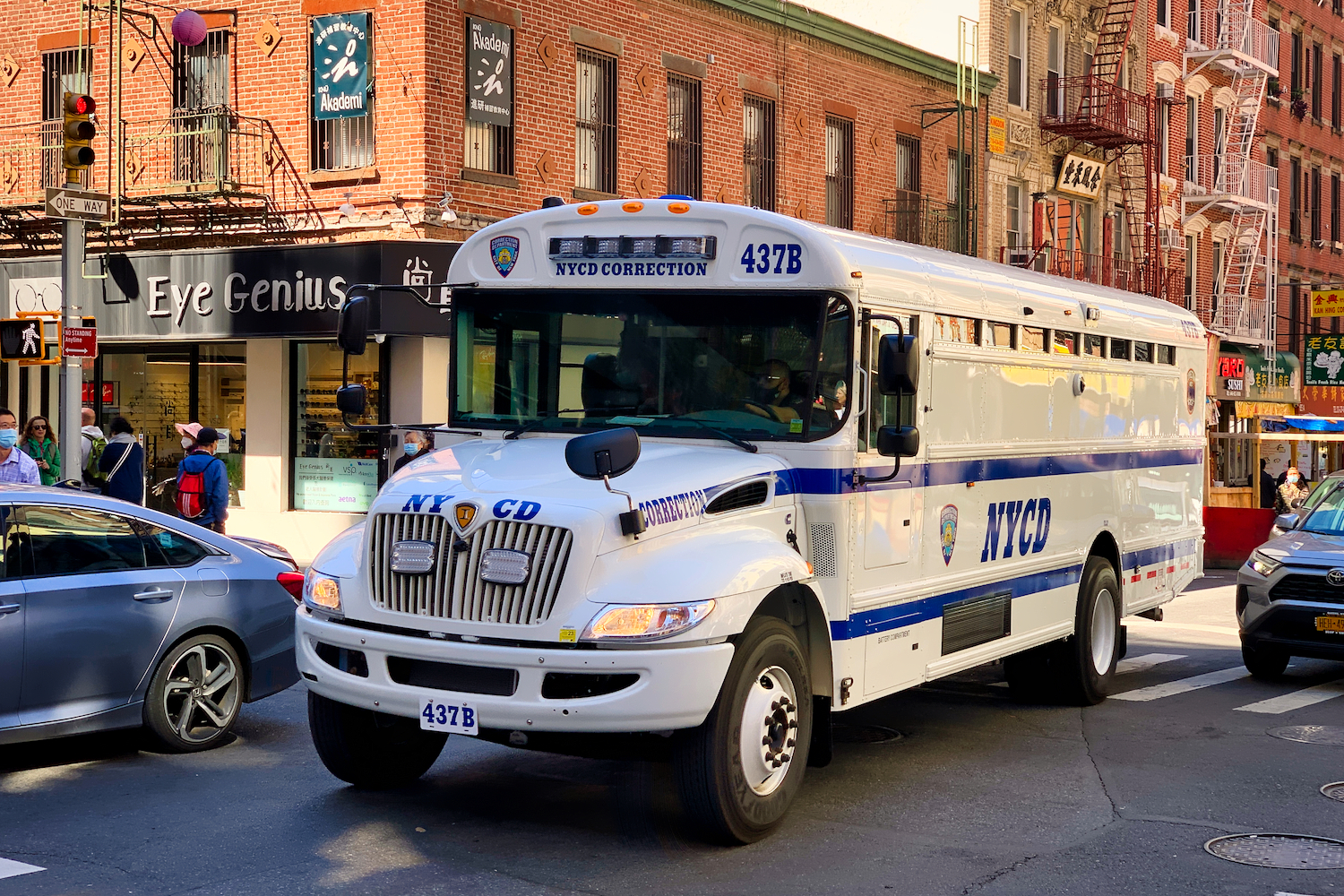 New York, IC Bus C # 437B