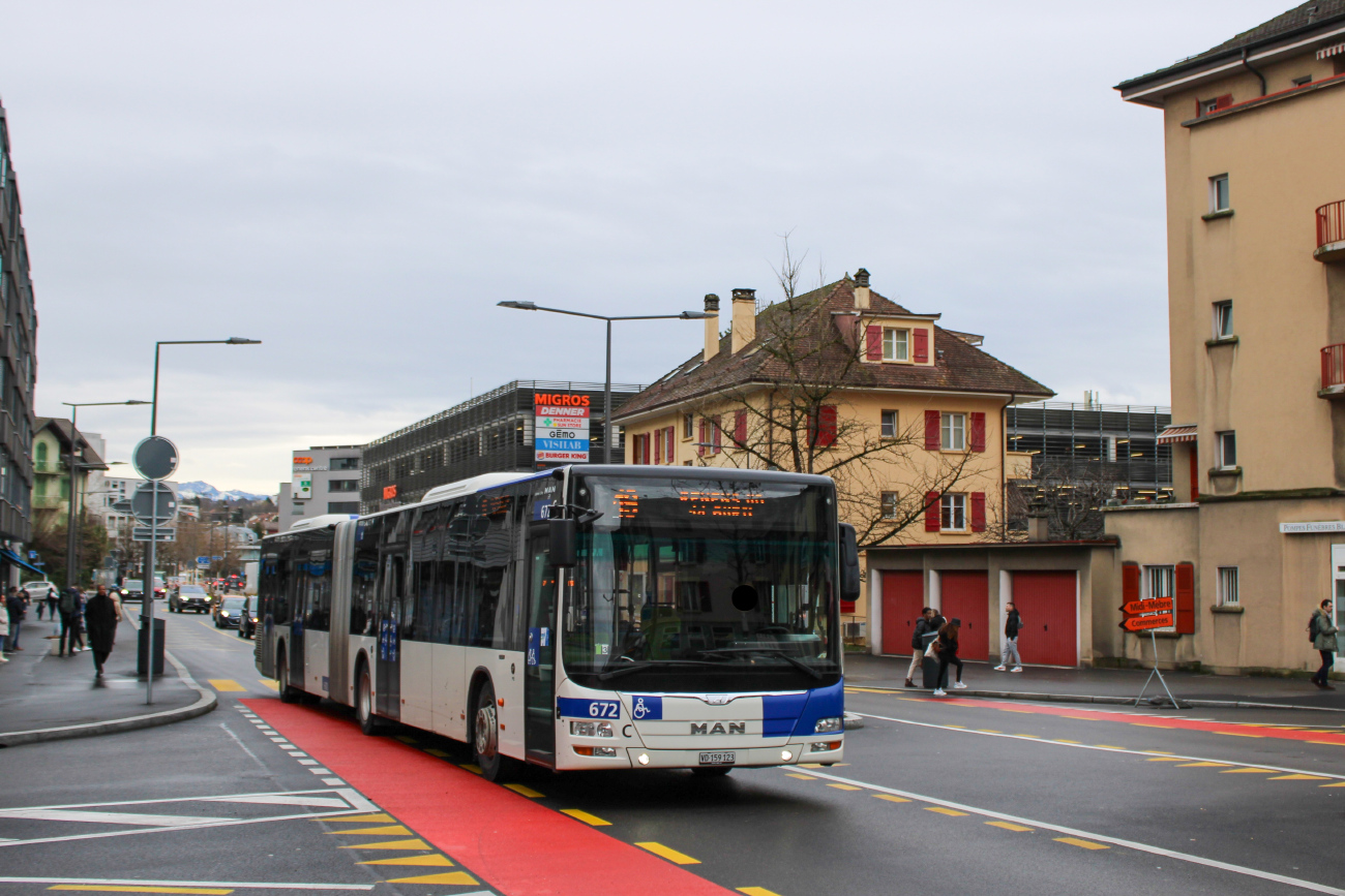 Lausanne, MAN A40 Lion's City GL NG363 # 672
