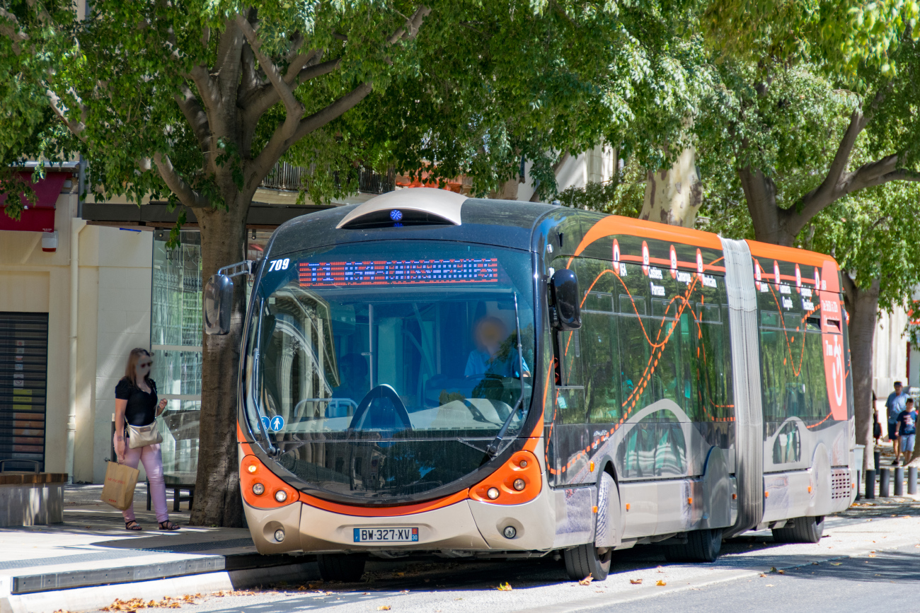 Nîmes, Irisbus Créalis Neo 18 č. 709