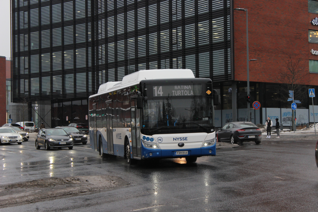 Tampere, Yutong E12 # 104
