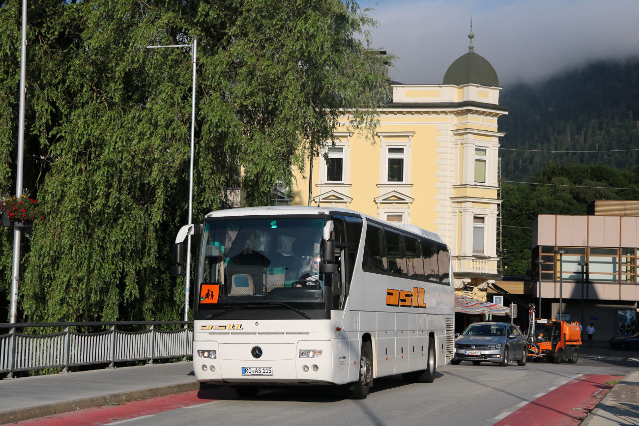 Rosenheim, Mercedes-Benz O350-15RHD Tourismo I # RO-AS 115