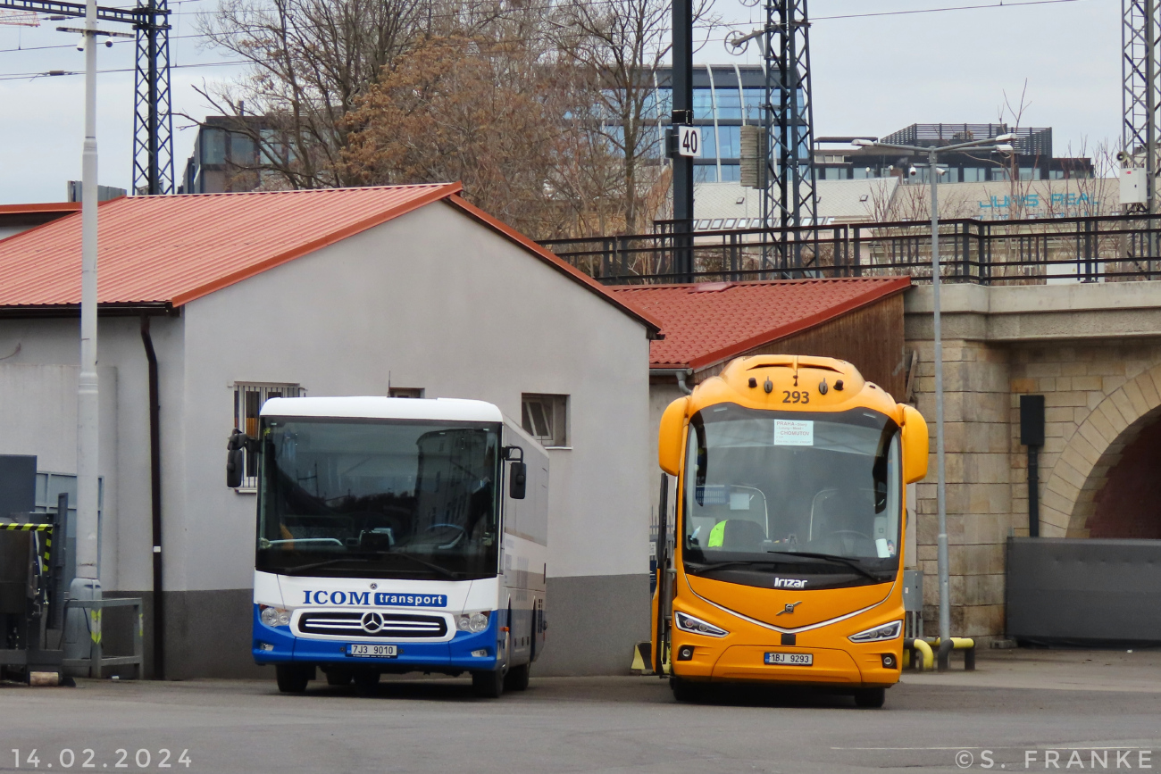 Jihlava, Mercedes-Benz Intouro III č. 7J3 9010; Prague, Irizar i8 15-3,7 č. 293
