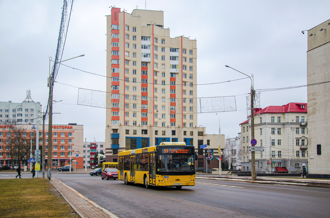 Minsk, MAZ-203.068 No. 015611