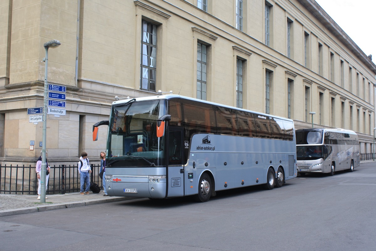 Żukowo, Van Hool T916 Astron # GKA 33375