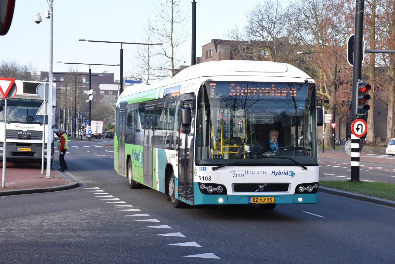 Dordrecht, Volvo 7700 Hybrid # 5408
