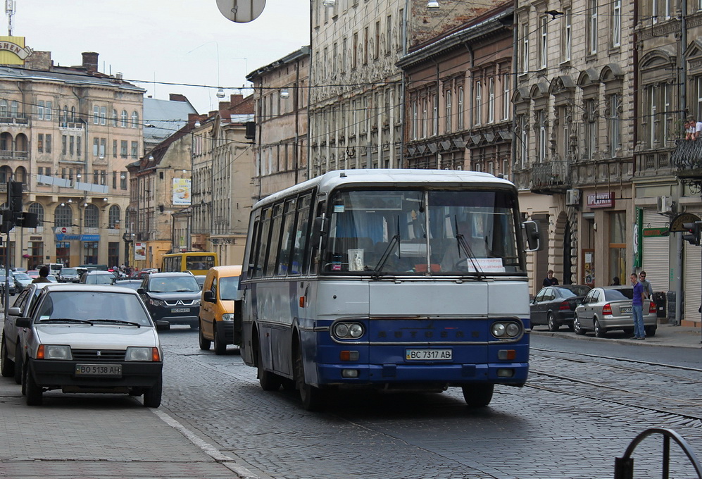 Lviv, Autosan H9-20 č. ВС 7317 АВ