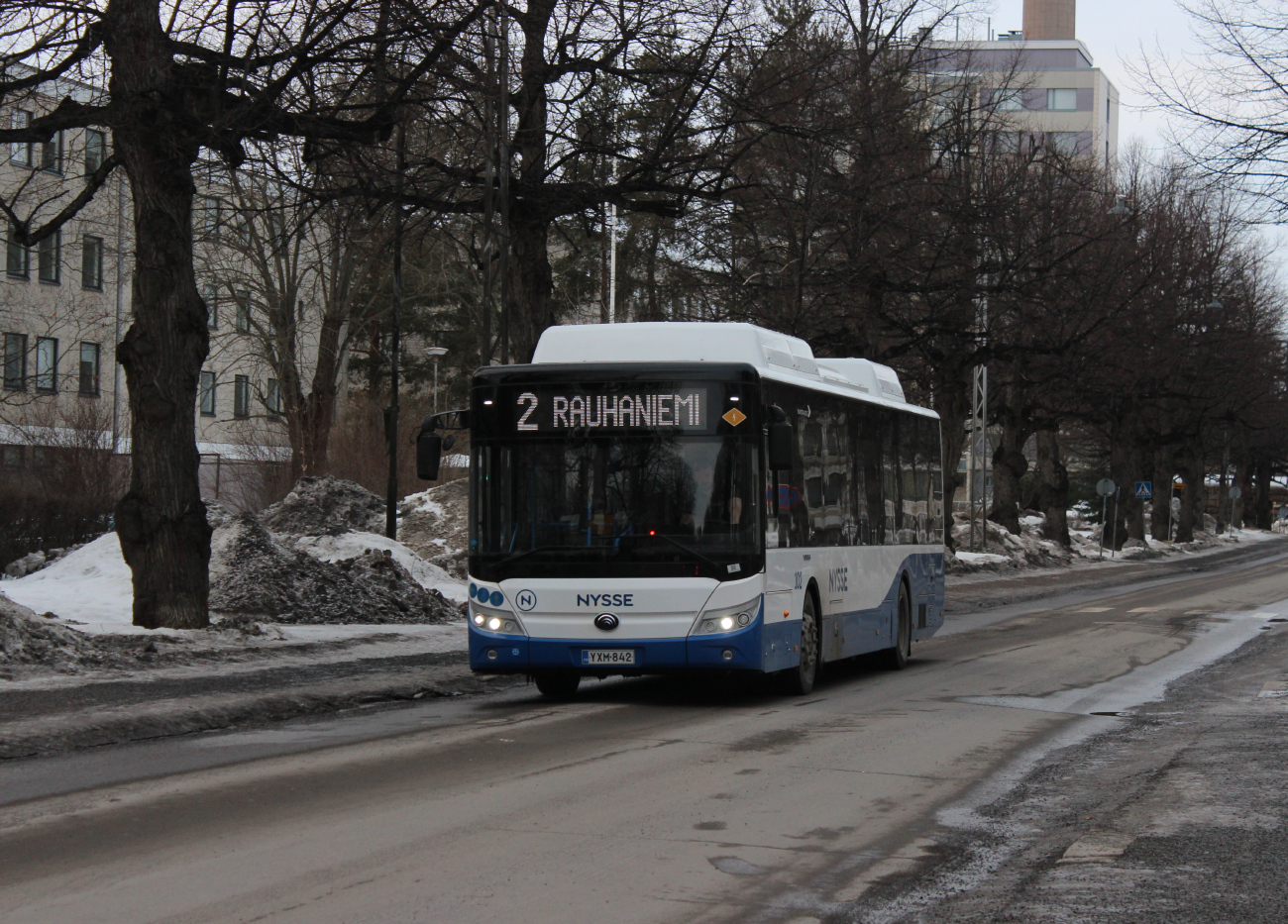 Tampere, Yutong E12 č. 102