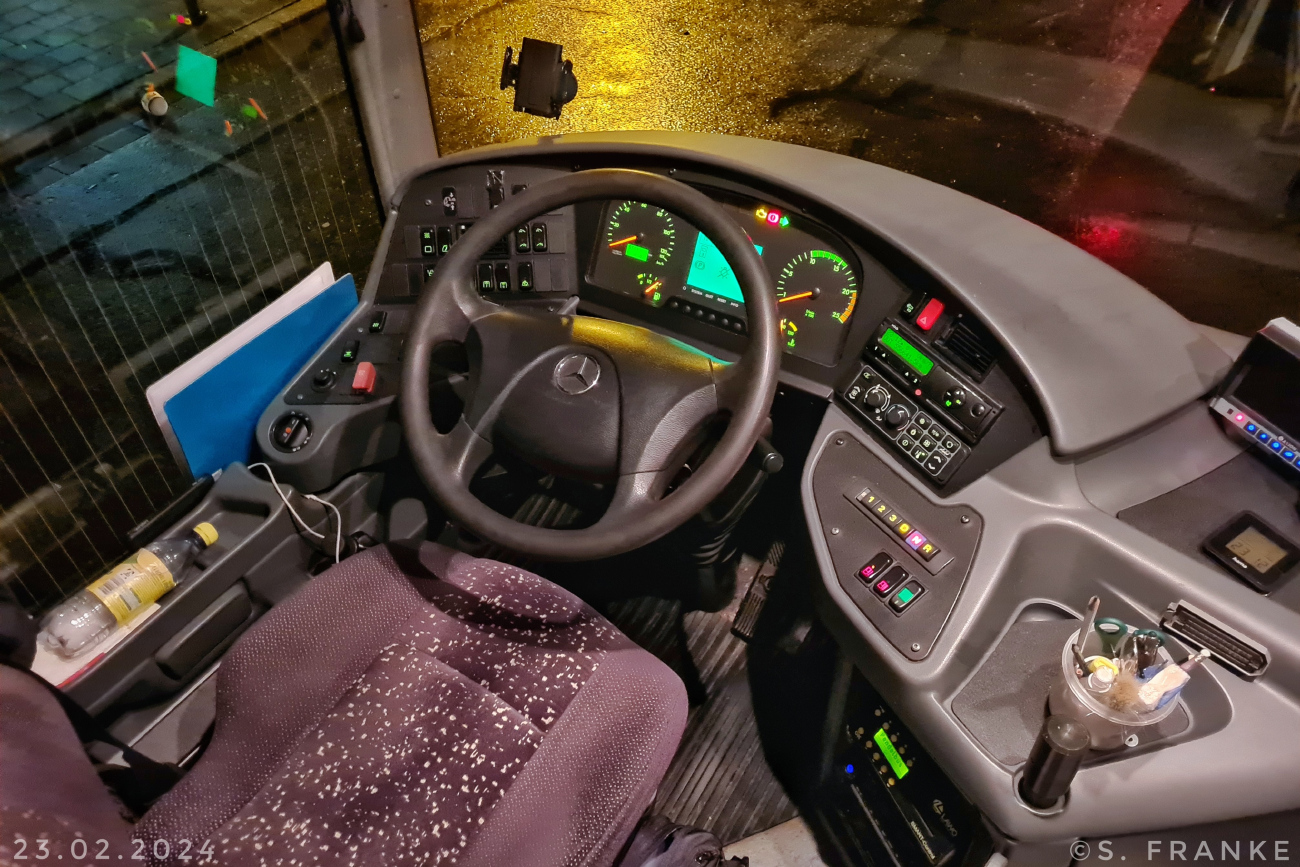 Siegburg, Mercedes-Benz Integro II # SU-W 1622