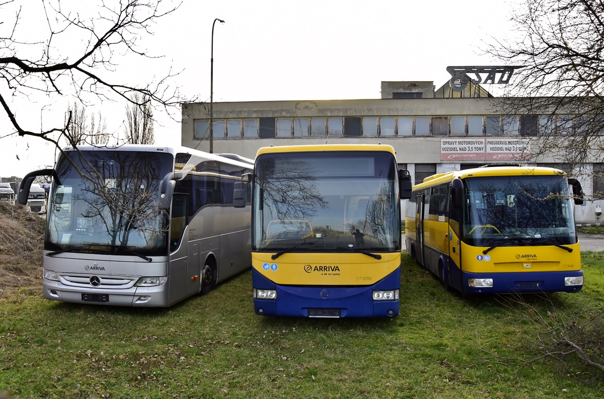 Piešťany, Mercedes-Benz Tourismo 15RHD-II č. TT-717GH; Piešťany, Irisbus Crossway 12M č. TT-051DZ; Piešťany, SOR C 10.5 č. TT-948DR