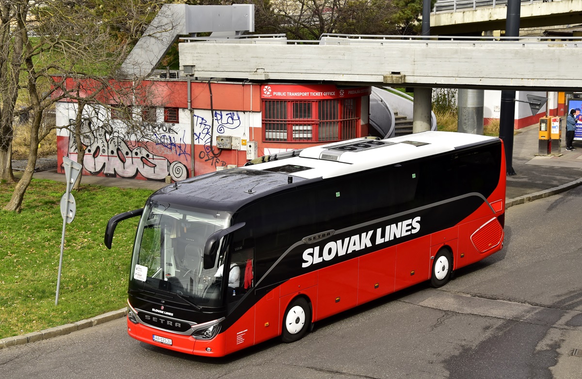 Bratislava, Setra S515HD Facelift # AA-125JU