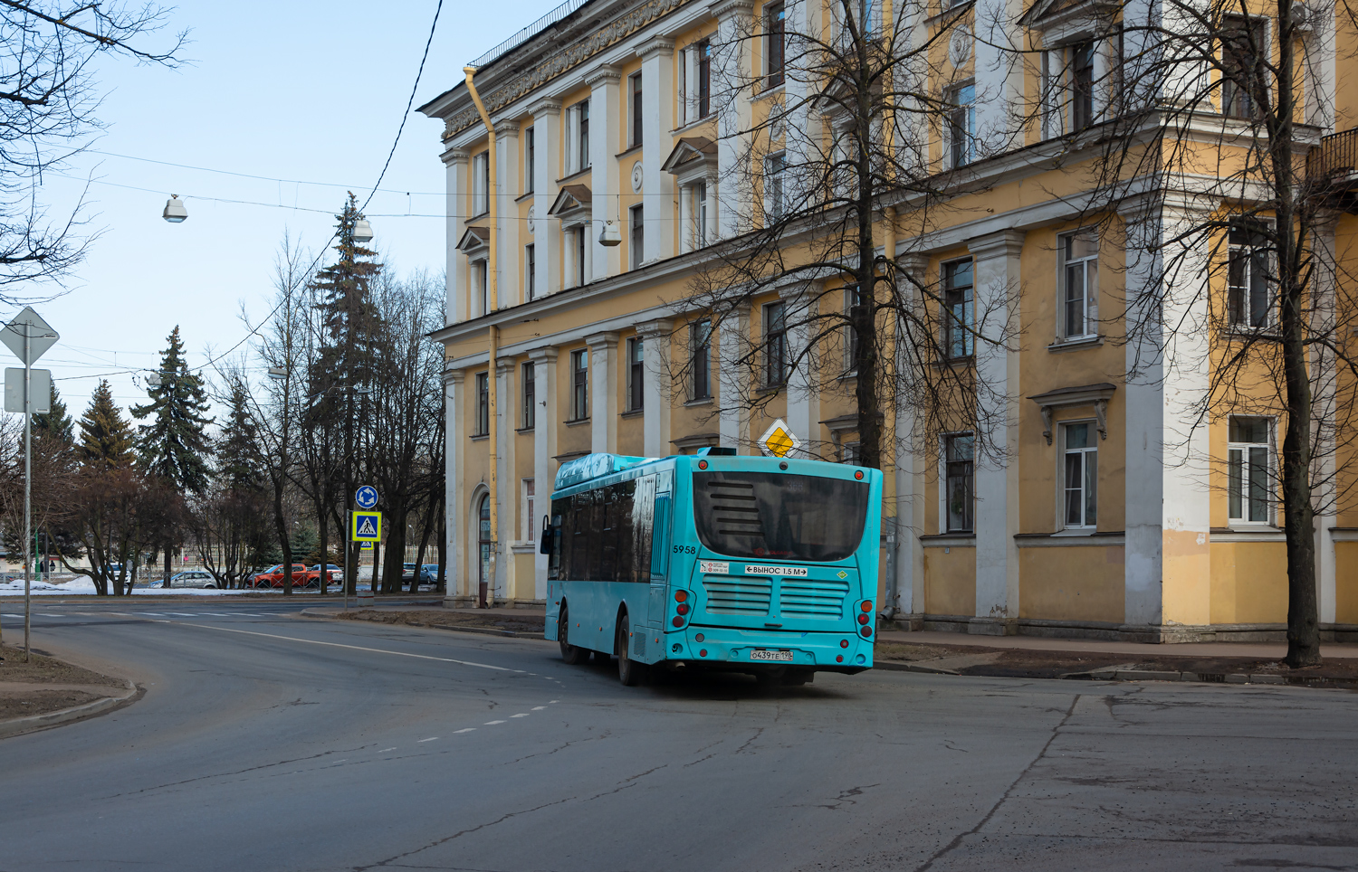 Saint Petersburg, Volgabus-5270.G2 (CNG) # 5958