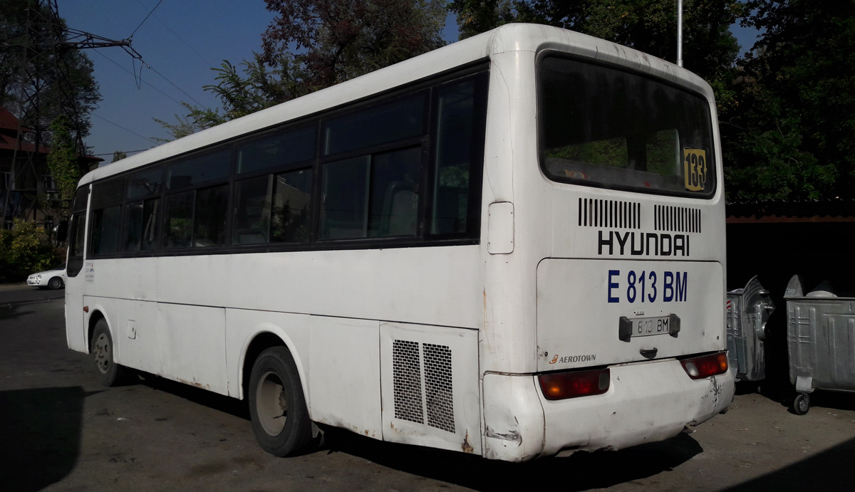 Almaty, Hyundai New Super AeroTown # E 813 BM