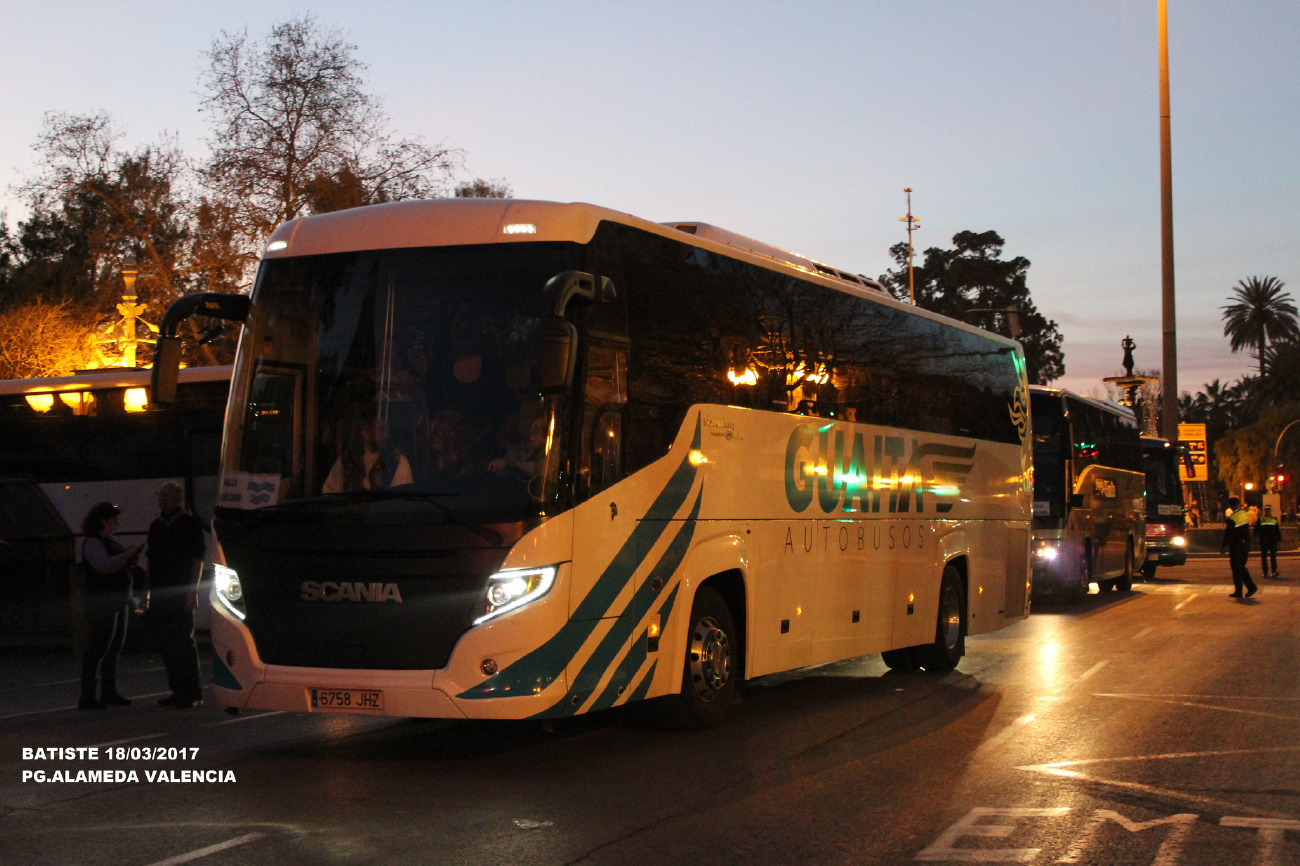 Valencia, Scania Touring HD (Higer A80T) # 6758 JHZ