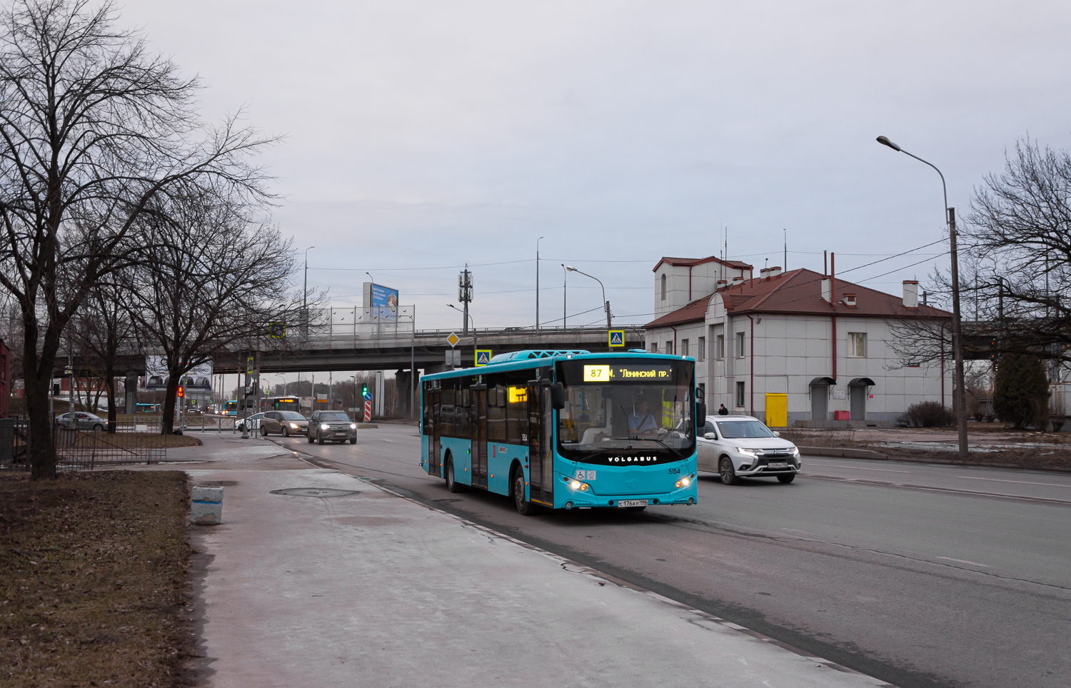 Pietari, Volgabus-5270.02 # 5154