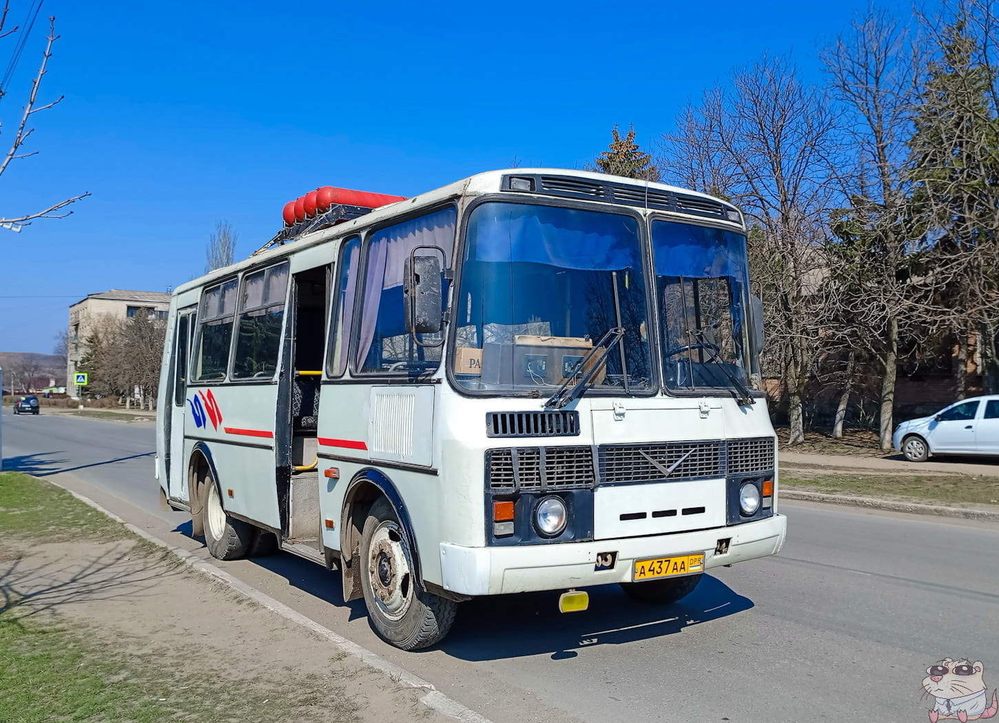 Yenakiyevo, ПАЗ-32051-110 (1R) č. А 437 АА