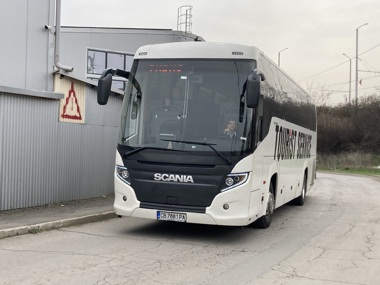 Sofia, Scania Touring HD (Higer A80T) # 7881