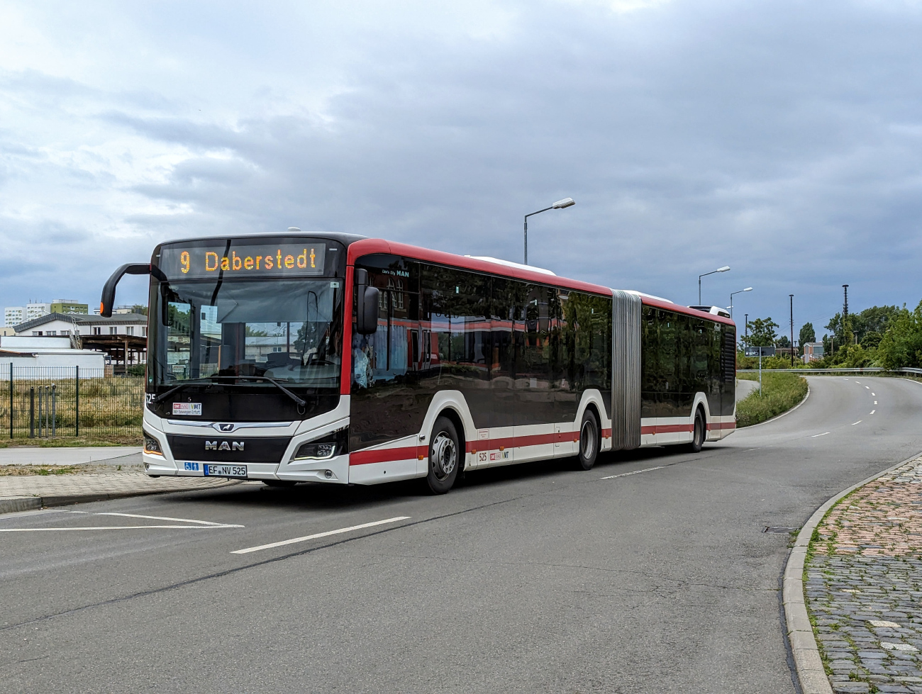 Erfurt, MAN 18C Lion's City NG360 EfficientHybrid # 525