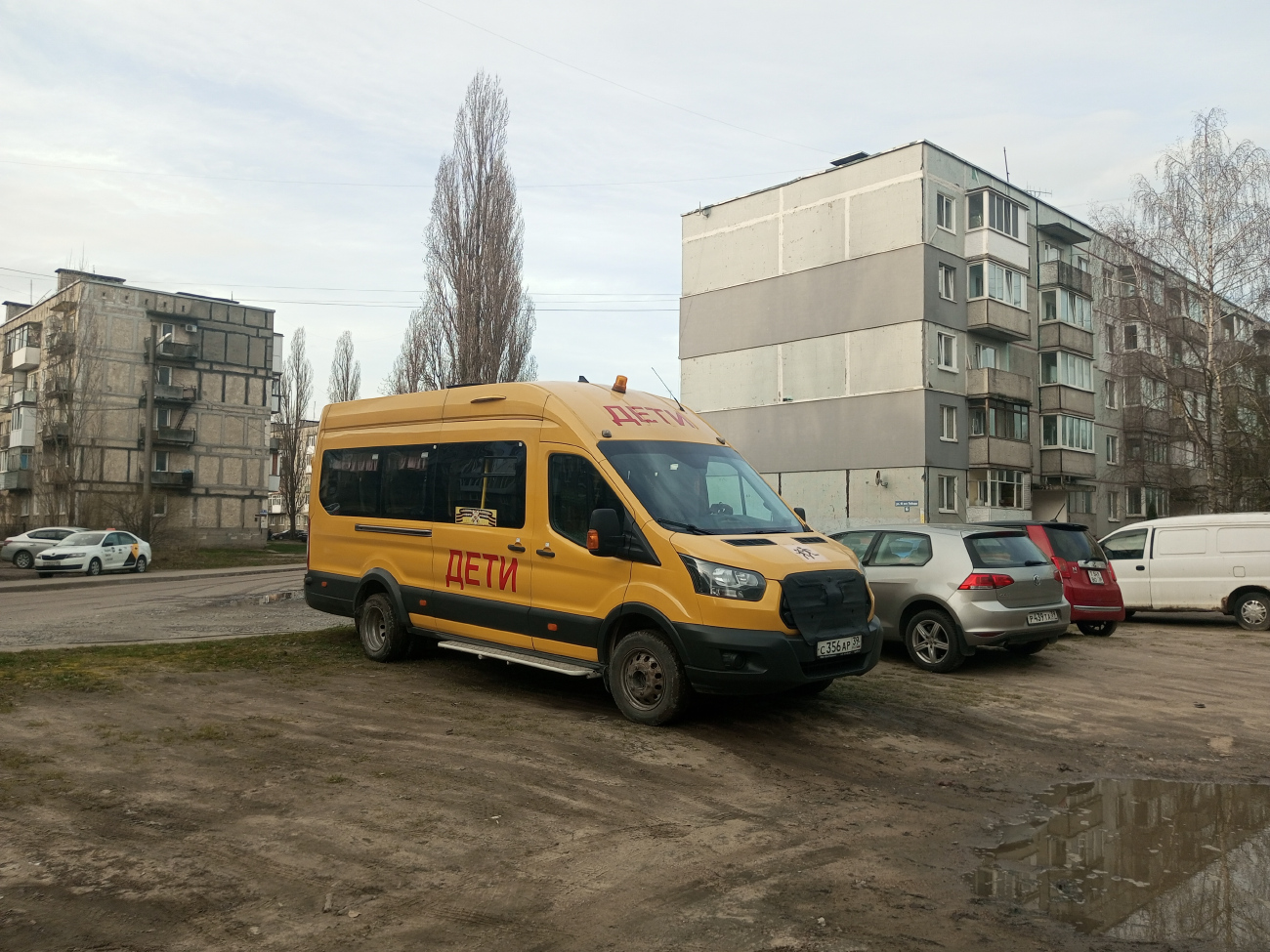 Gurievsk (Калининградская обл), Ford Transit FBD # С 356 АР 39